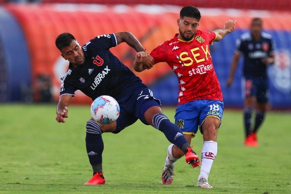 Gonzalo Espinoza defenderá los colores de Unión Española este 2022 tras su salida de la U. Foto: Agencia Uno