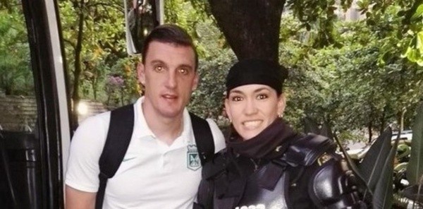 Con Franco Armani, cuando fue parte del grupo que protegía al Atlético Nacional