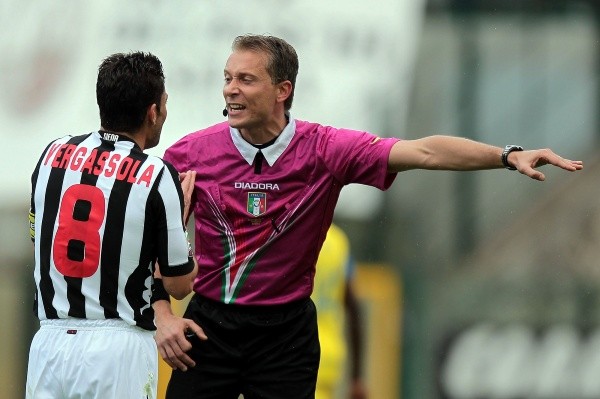 Simone Vergassola se retiró el 2015 en el Siena. Foto: Getty.