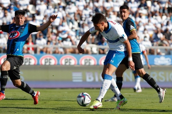Valencia quiere seguir en gran nivel junto a la UC y no se achica a la hora de pensar en reemplazar a Zampedri.