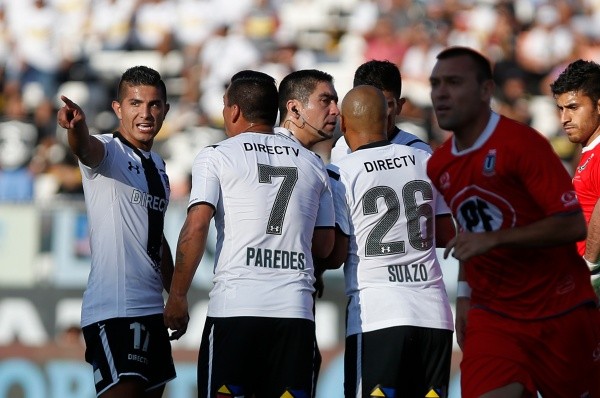 Flores compartió camarín con Esteban Paredes en el cuadro Popular. (Foto: Agencia Uno)