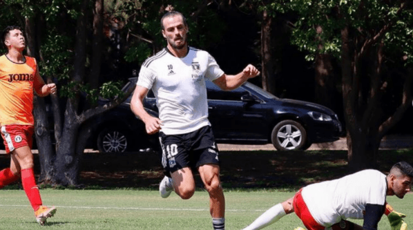 Christian Santos ha sorprendido con su gran pretemporada en Colo Colo. Este sábado anotó el gol del triunfo ante Estudiantes. Foto: Colo Colo