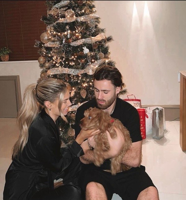 La pareja lleva meses estudiando y preparan un viaje juntos a Chile