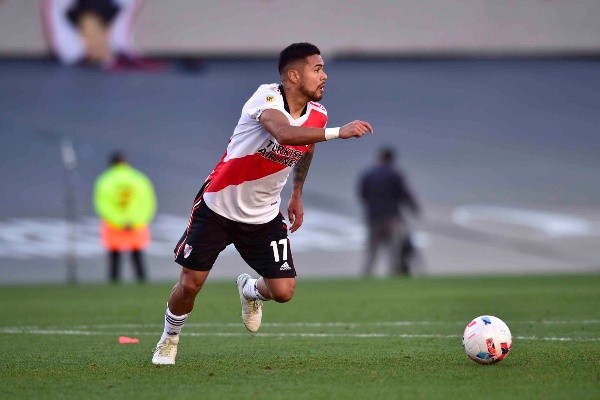 Paulo Díaz se integra a los entrenamientos con sus compañeros