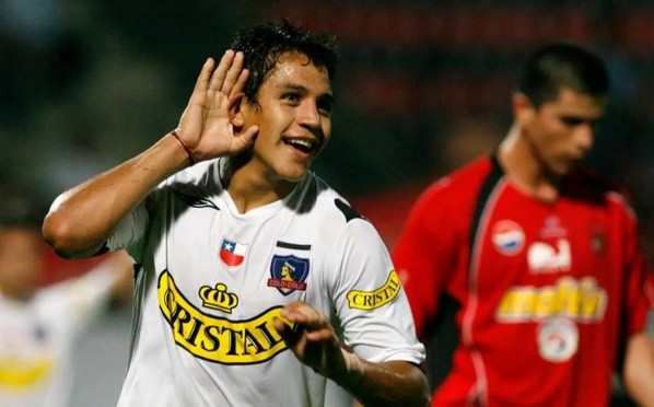 Alexis celebrando en Copa Libertadores.