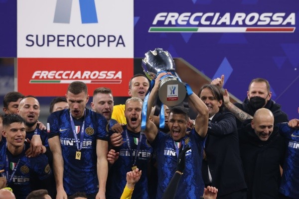 El león Alexis le dio la Supercopa a Inter: gana fuerza como titular contra Atalanta.