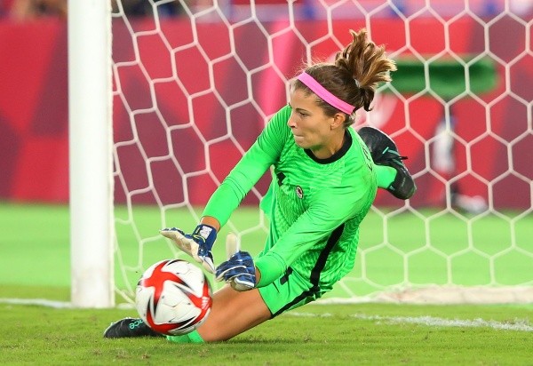 Labbé fue hérore de Canadá al tapar penales en la definición ante Suecia. (Getty)