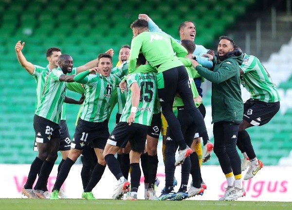 Betis celebró la clasificación ante su gran rival. (Foto: Getty Images)