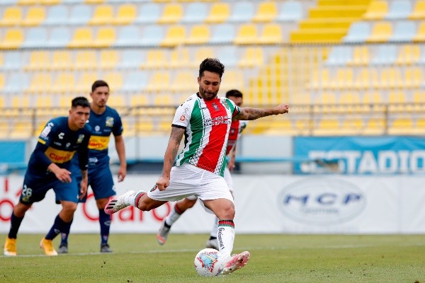 Jiménez jugó 21 partidos con la camiseta del Tino Tino en 2021, donde marcó 9 goles y dio 2 asistencias. (Foto: Agencia Uno)