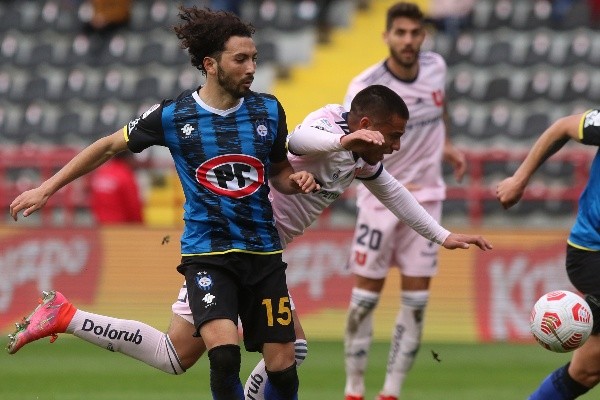 La Católica pone sus ojos en Cristián Cuevas para el lateral izquierdo.