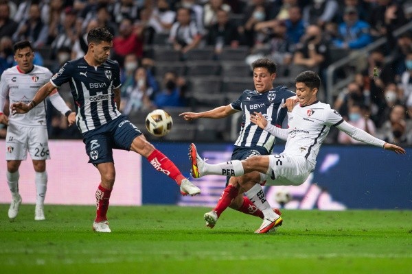Sebastián Vegas llegará a La Roja después de haber jugado 56 minutos con el Monterrey en la Liga MX. (Foto: Getty)