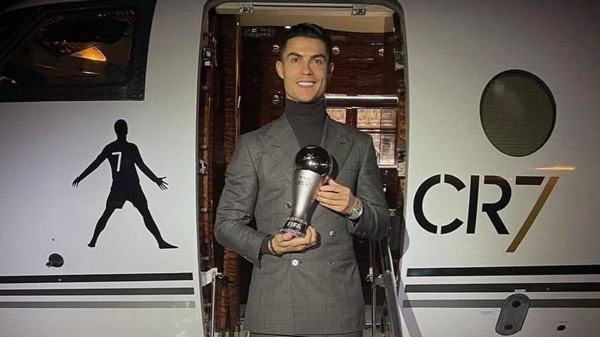 Cristiano Ronaldo es el máximo anotador de selecciones en los The Best | Foto: Instagram.