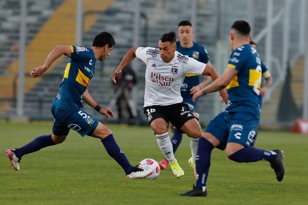 Morales tuvo un gran rendimiento con la camiseta del Cacique en la primera parte del Campeonato Nacional 2021, y aunque después su nivel bajó marcó 11 goles en 27 partidos. (Foto: Agencia Uno)