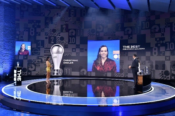 Tiane Endler fue condecorada hace pocos días como la mejor arquera del mundo según la FIFA y ahora habló sobre la nueva ministra de Deportes. (Foto: Getty)