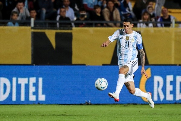 Ángel Di María fue capitán de la Albiceleste enfrentando a Uruguay por Eliminatorias en noviembre de 2021, donde marcó el gol con el que vencieron por 1-0 en Montevideo. (Foto: Getty)