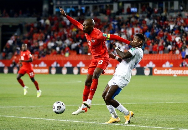 Atiba Hutchinson es canadiense-trinitense y es el capitán de la selección de Canadá en el camino rumbo al Mundial de Qatar 2022. (Foto: Getty)