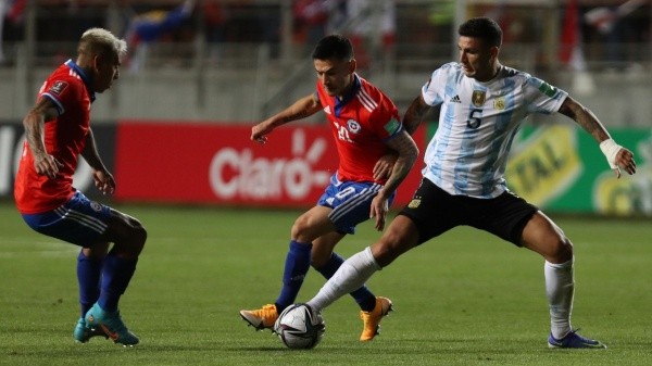 La caída de Chile ante Argentina complicó la clasificación a Qatar 2022 | Foto: Agencia Uno.