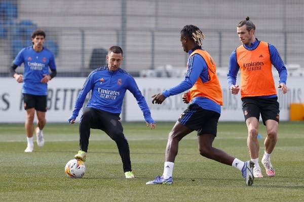 Eden Hazard y Gareth Bale están muy de lado en los planes de Carlo Ancelotti. (Foto: Getty Images)