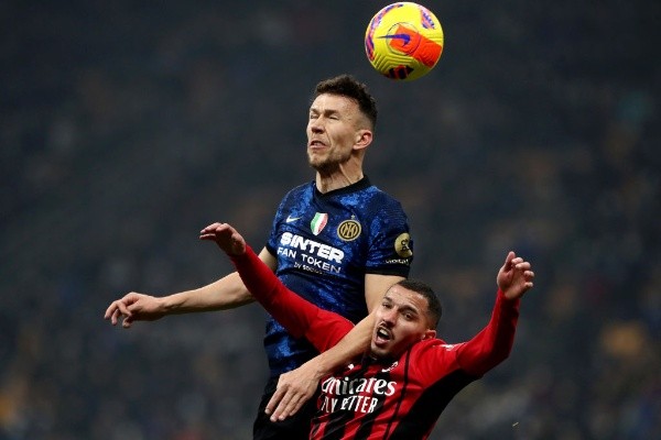 Gol de Ivan Perisic en el clásico del Inter contra Milan: 1-0 parcial.