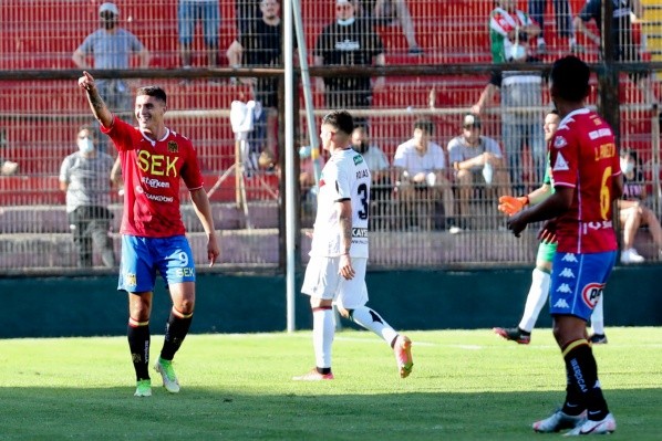 Unión Española ganaba 1-0 el Clásico de Colonias, pero cerca del final Palestino consiguió el empate. (Foto: Agencia Uno)