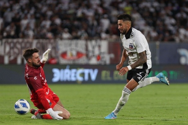 Lucero eludió a Fernando De Paul, después hizo pasar de largo con una barrida a un jugador de Everton y anotó el 2-0 para los primeros tres puntos de Colo Colo en el Campeonato Nacional 2022. (Foto: Agencia Uno)