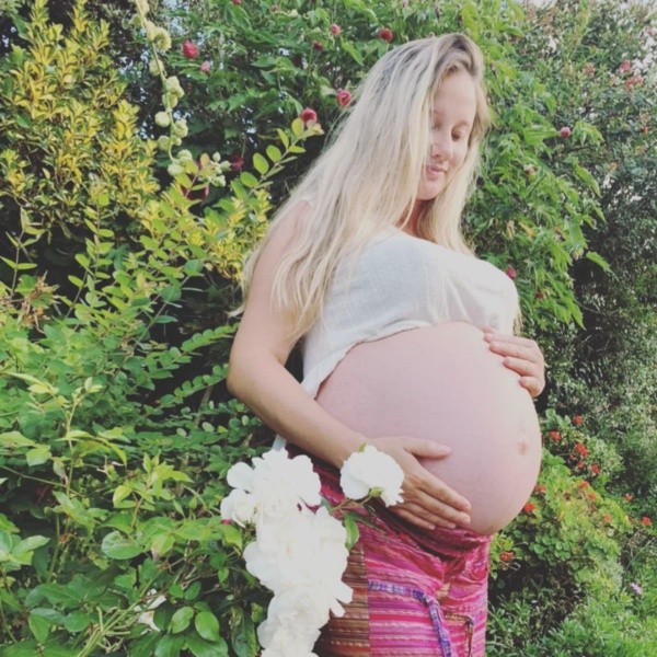 Rosemarie en preocupada por su embarazo en la etapa final.(2)