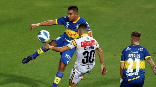 Everton logró su primera victoria de la temporada. (Foto: Agencia Uno)