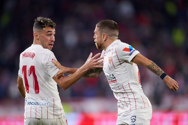 Papu Gómez brilló con un tremendo gol en acción individual. (Foto: Getty Images)