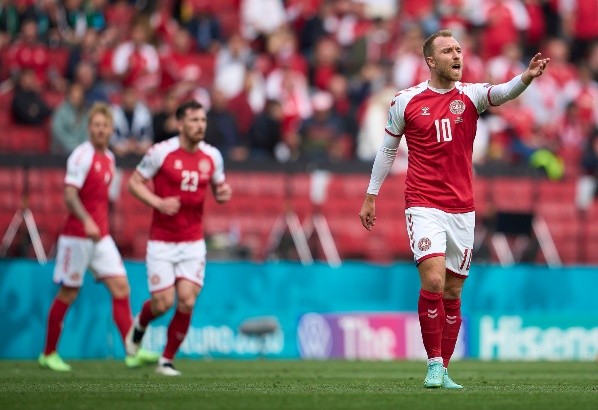 Christian Eriksen sufrió un paro cardiaco el 12 de junio de 2021 defendiendo la camiseta de Dinamarca en la Eurocopa 2020. (Foto: Getty)