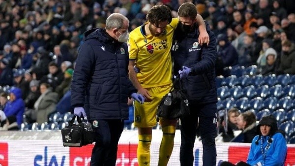 Brereton salió de la cancha con fuerte dolor en el tobillo izquierdo.