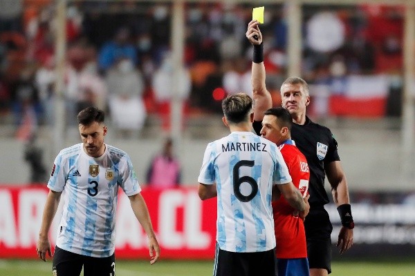 Daronco arbitró el pasado duelo entre Chile y Argentina. (Foto: Getty Images)