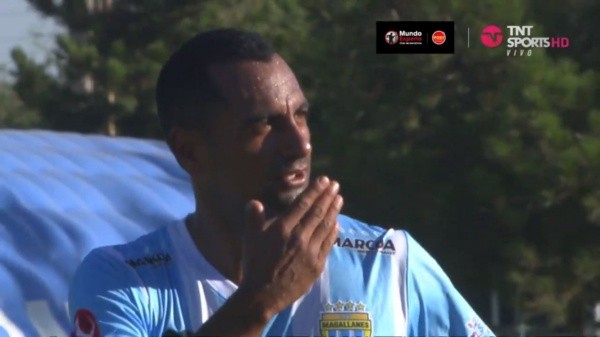 La celebración de César Cortes en Magallanes