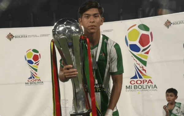 Vaca es un gran proyecto del fútbol boliviano.