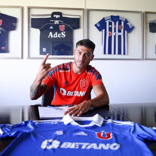 Álvaro Brun firmó por un año en Universidad de Chile