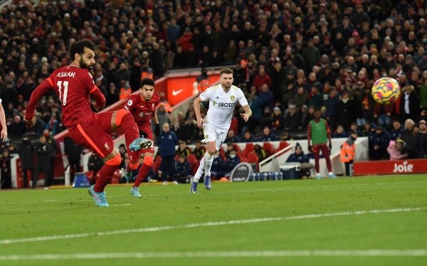 Mohamed Salah fue figura con dos goles y una asistencia. (Foto: Getty Images)