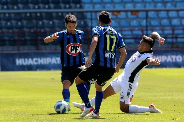 Salas destacó el juego defensivo de Huachipato (Agencia Uno)
