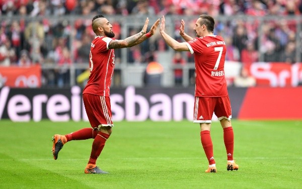 Ribéry y el Rey Arturo formaron una linda amistad que se ve hasta hoy en redes sociales cuando ambos coincidieron en el Bayern Múnich. (Foto: Getty)