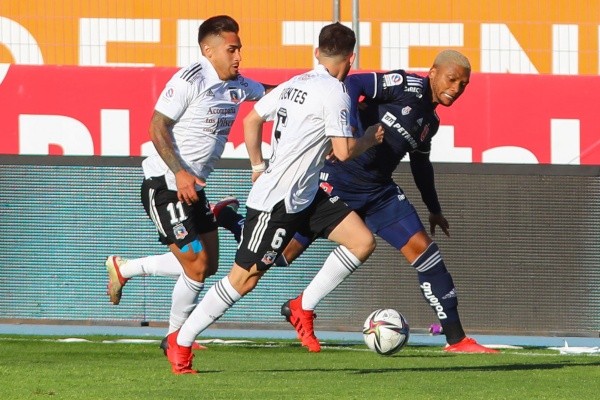 Colo Colo y Universidad de Chile chocan en un nuevo Superclásico. El estadio Monumental promete una caldera el domingo. Foto: Agencia Uno