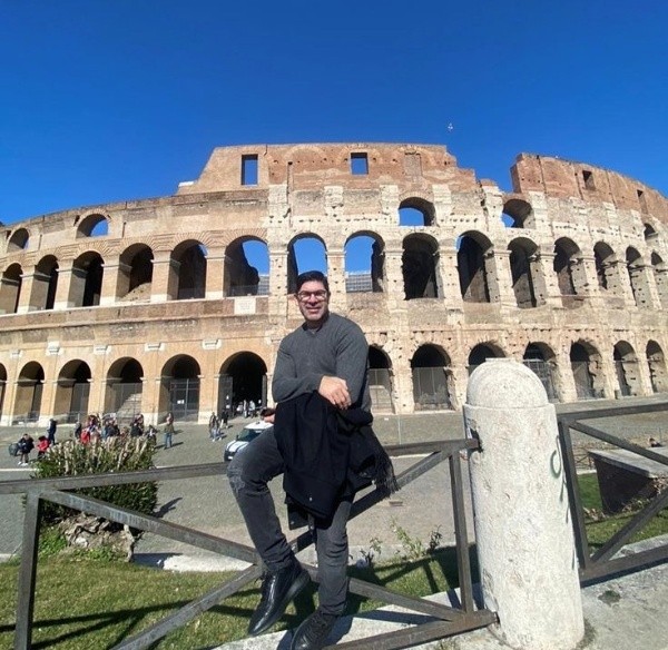 Marcelo Salas en las inmediaciones del Coliseo (Instagram)