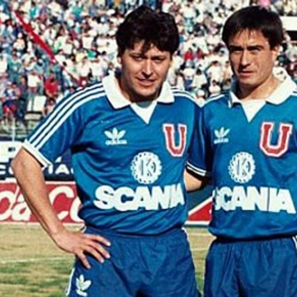 Patricio Yáñez defendió la camiseta de Universidad de Chile el año 1990, justamente cuando se jugó el primer Superclásico en estadio Monumental. (Foto: Archivo)