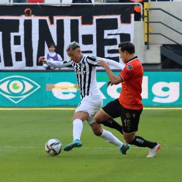 Martín Rodríguez colaboró hasta los descuentos para conseguir una victoria.