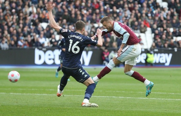 Andriy Yarmolenko encaminó la victoria del West Ham. (Foto: Premier League)