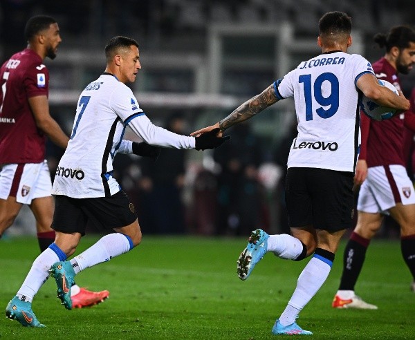 Alexis Sánchez pudo celebrar en el minuto final. (Foto: Getty Images)