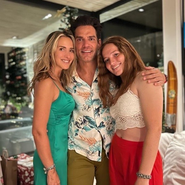 Angélica Castro habla tras disparo a su hija.