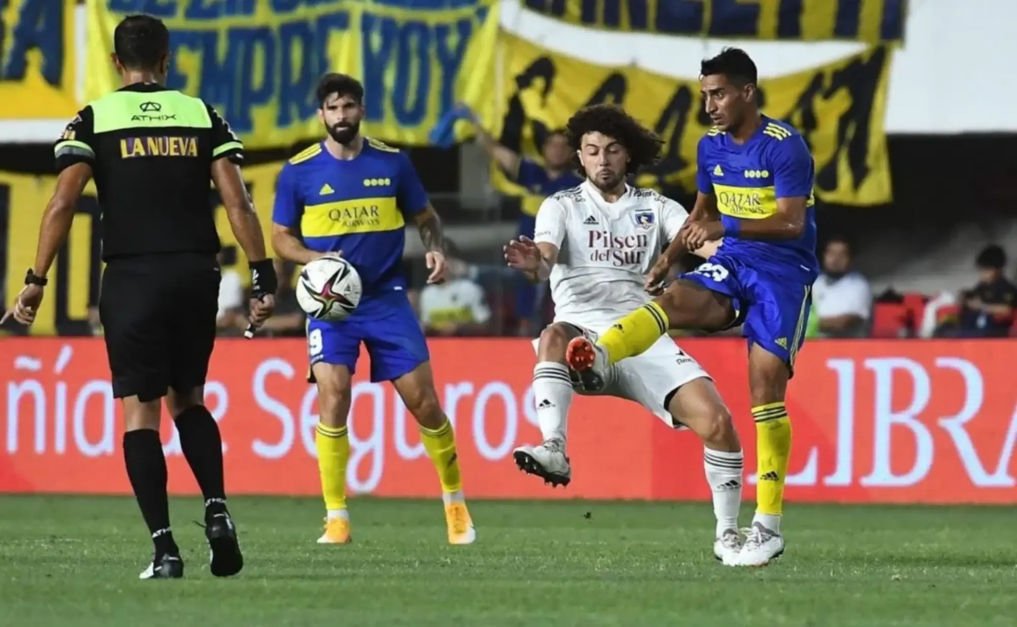 Colo Colo enfrentó a Boca Juniors en el Torneo de Verano.