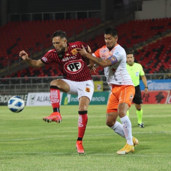 En Cobreloa están tratando de alinearse todos para salir a flote.