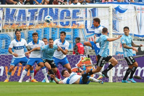 Castro marcó dos goles a la UC y fue elegido como el jugador del partido. (Foto: Agencia Uno)