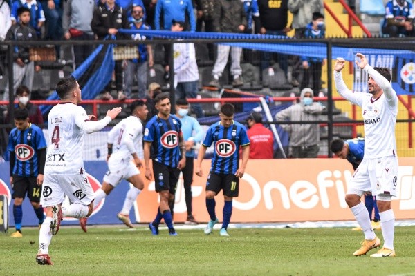 Deportes La Serena le quitó el invicto a Mario Salas y Huachipato como local. Foto: Agencia Uno
