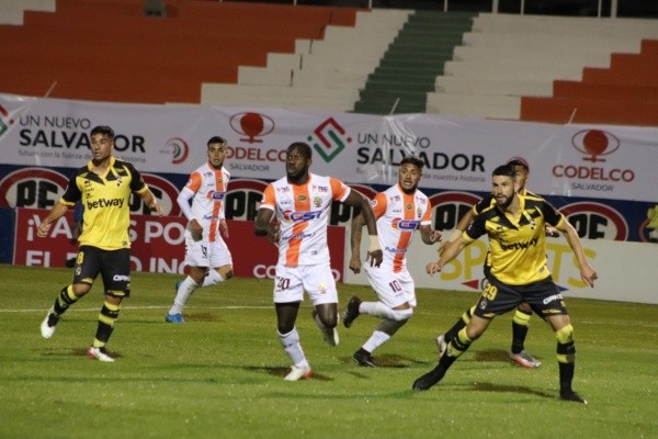 Cobresal venció a Coquimbo y es puntero del Campeonato Nacional esperando que Ñublense tropiece ante Unión Española este lunes 21 de marzo desde las 20:30 horas. (Foto: Agencia Uno)