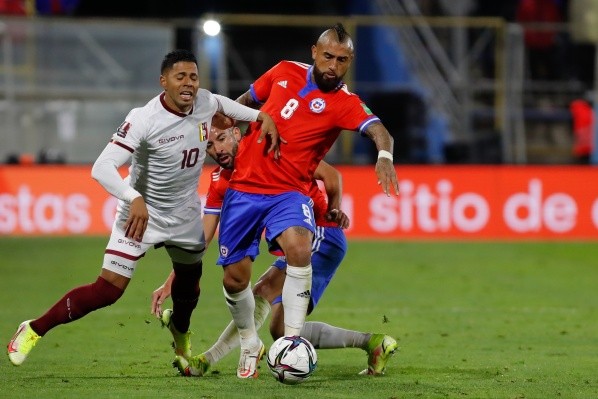 Vidal vuelve a la Roja tras su suspensión de dos partidos (Agencia Uno)